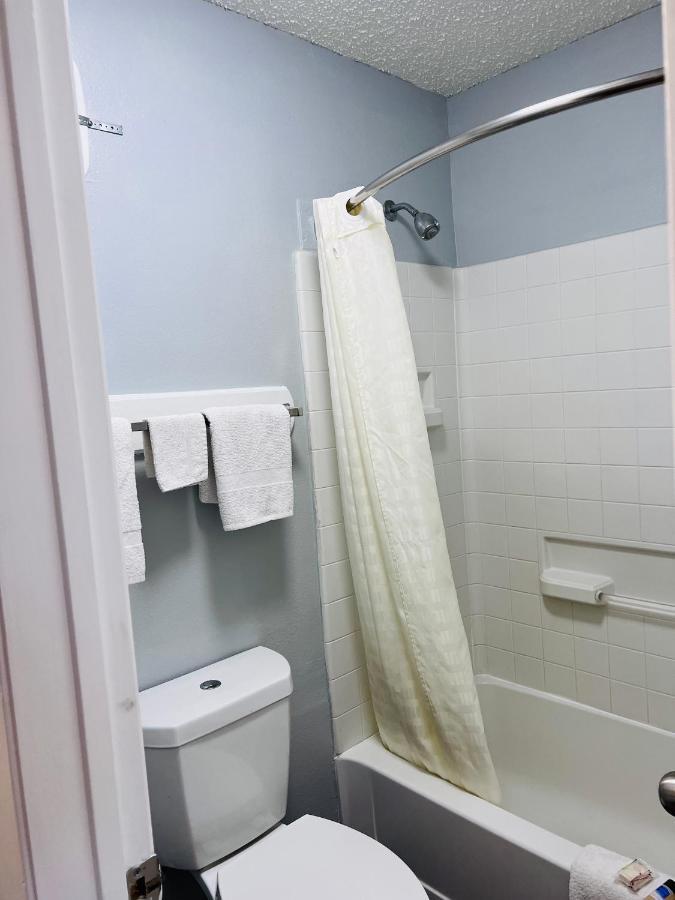 Coachway Inn Luling エクステリア 写真