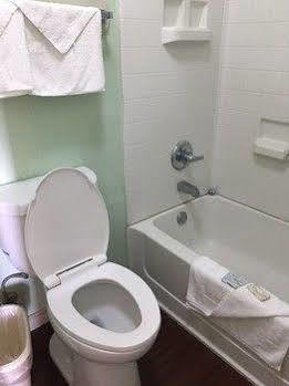Coachway Inn Luling エクステリア 写真